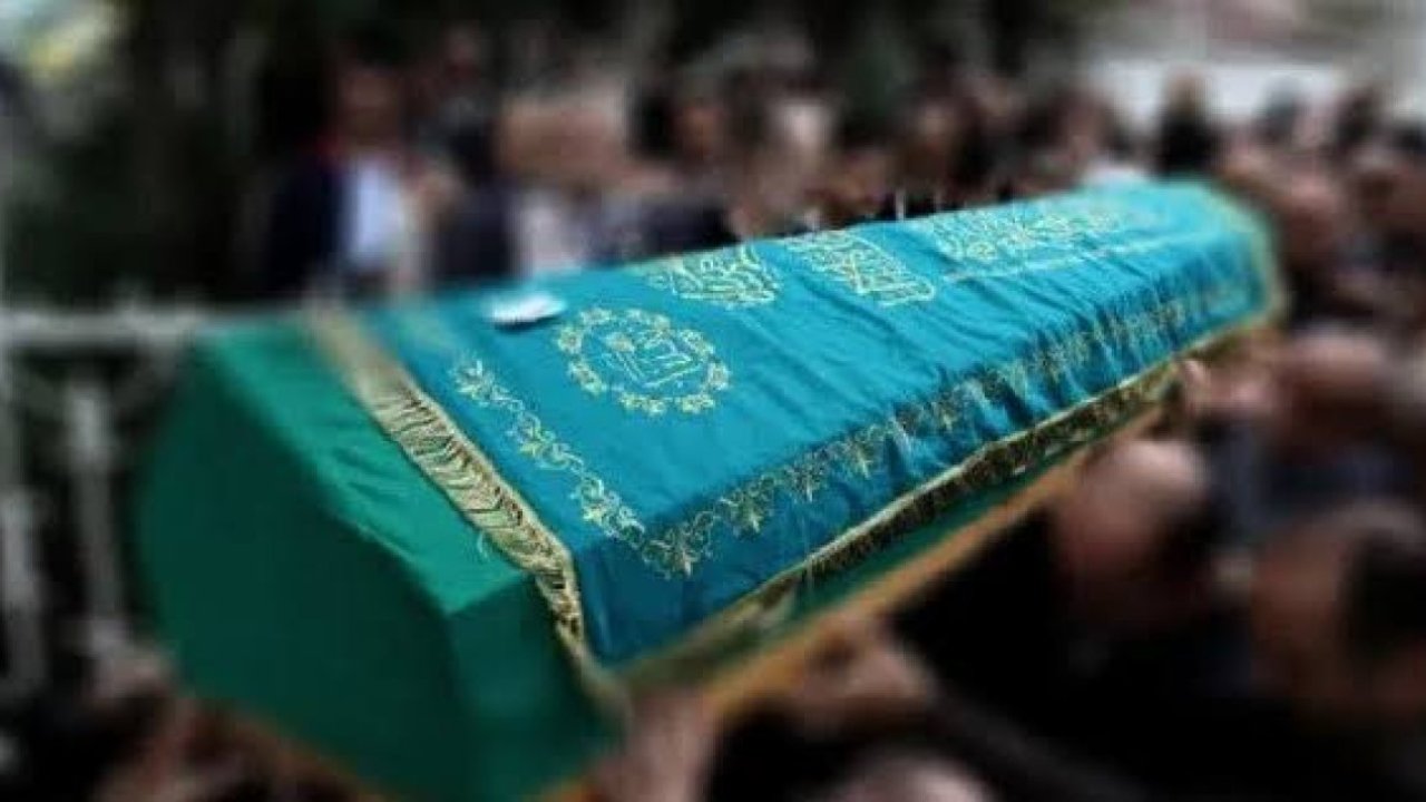 Eğitim Camiası Yasta: Sınıf Öğretmeni Orhan Çelik Kalp Krizi Sonucu Hayatını Kaybetti